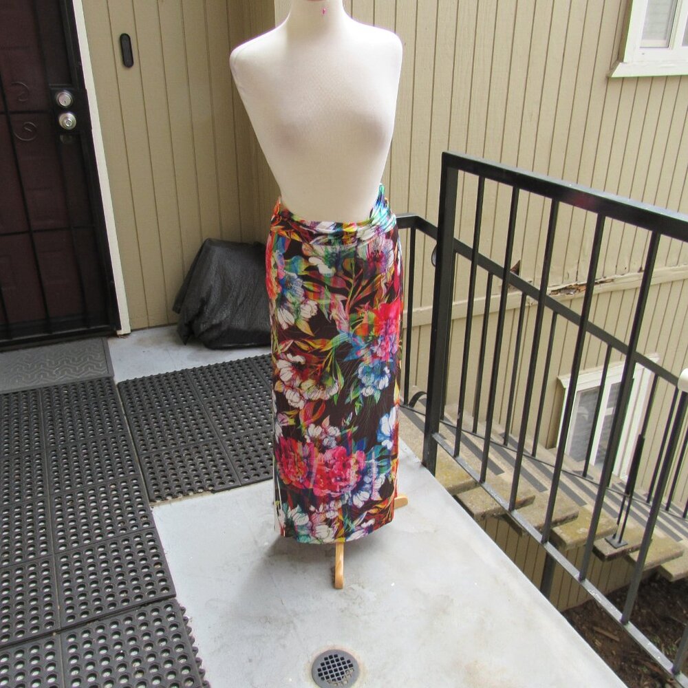 #502 NEW SUMMER DRESS OR LONG SKIRT (SIZE LARGE) - Picture 4 of 4